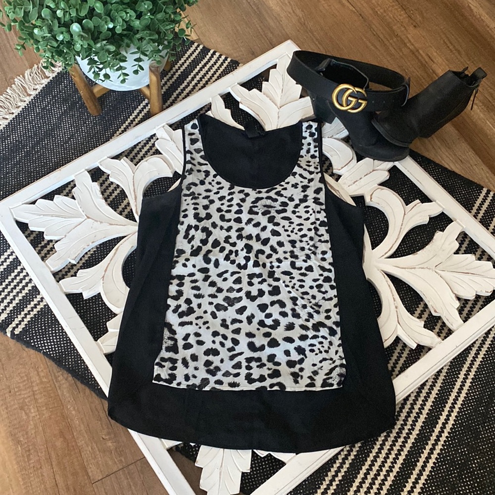 H&M animal print blouse. Size 6.